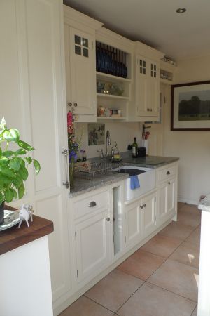traditional-painted-kitchen-1